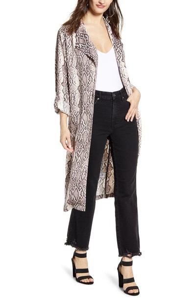 794DC96F-7717-4B9B-A54B-18BB0FDAD329