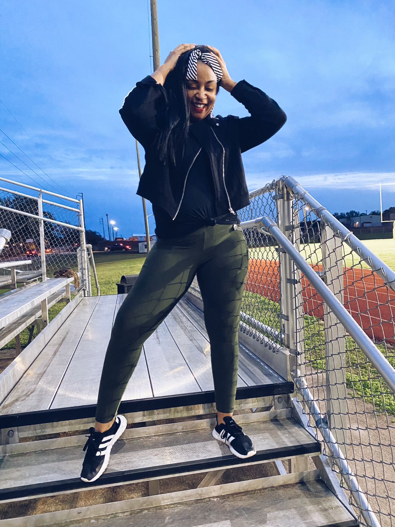 33098B5B-9BC6-4542-9745-378A8A2A96BE